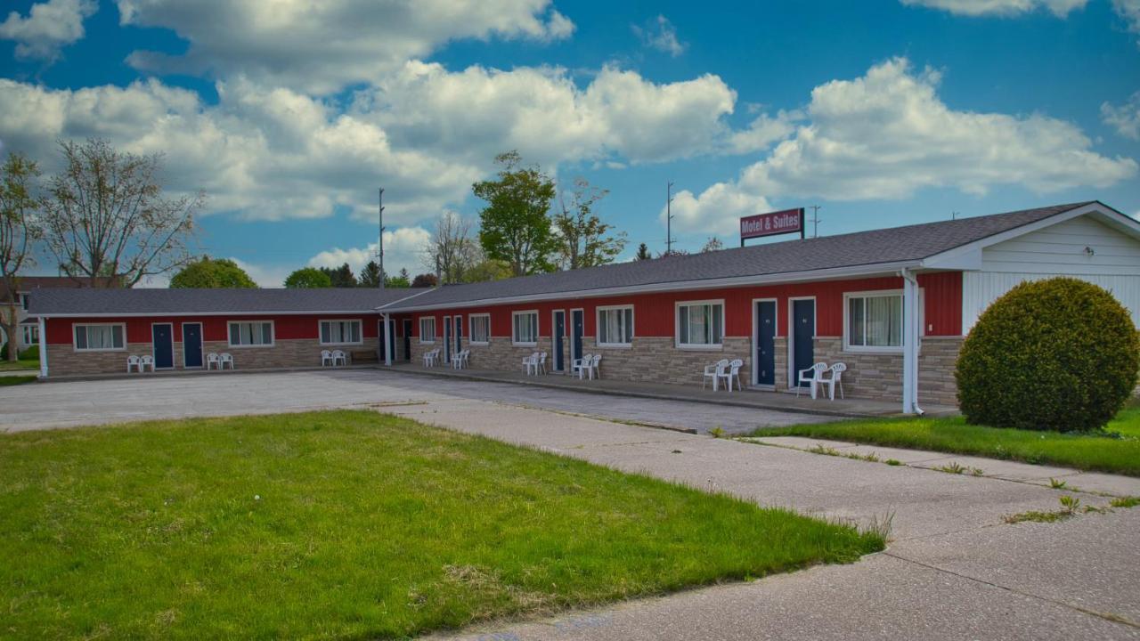 Maple Leaf Inn & Suites Kincardine Exterior foto